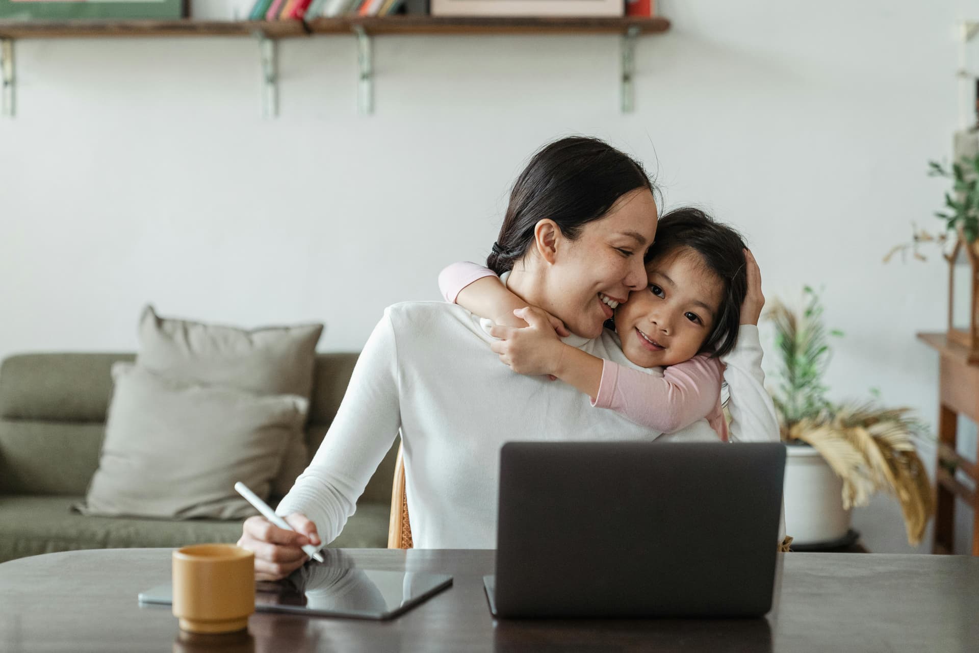 Stay-At-Home Mom Jobs: The Ultimate Roundup of 2025